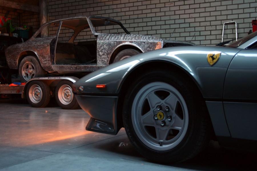  Ferrari 308 GTB Quattrovalvole 1982 года  (фото 6 из 61)